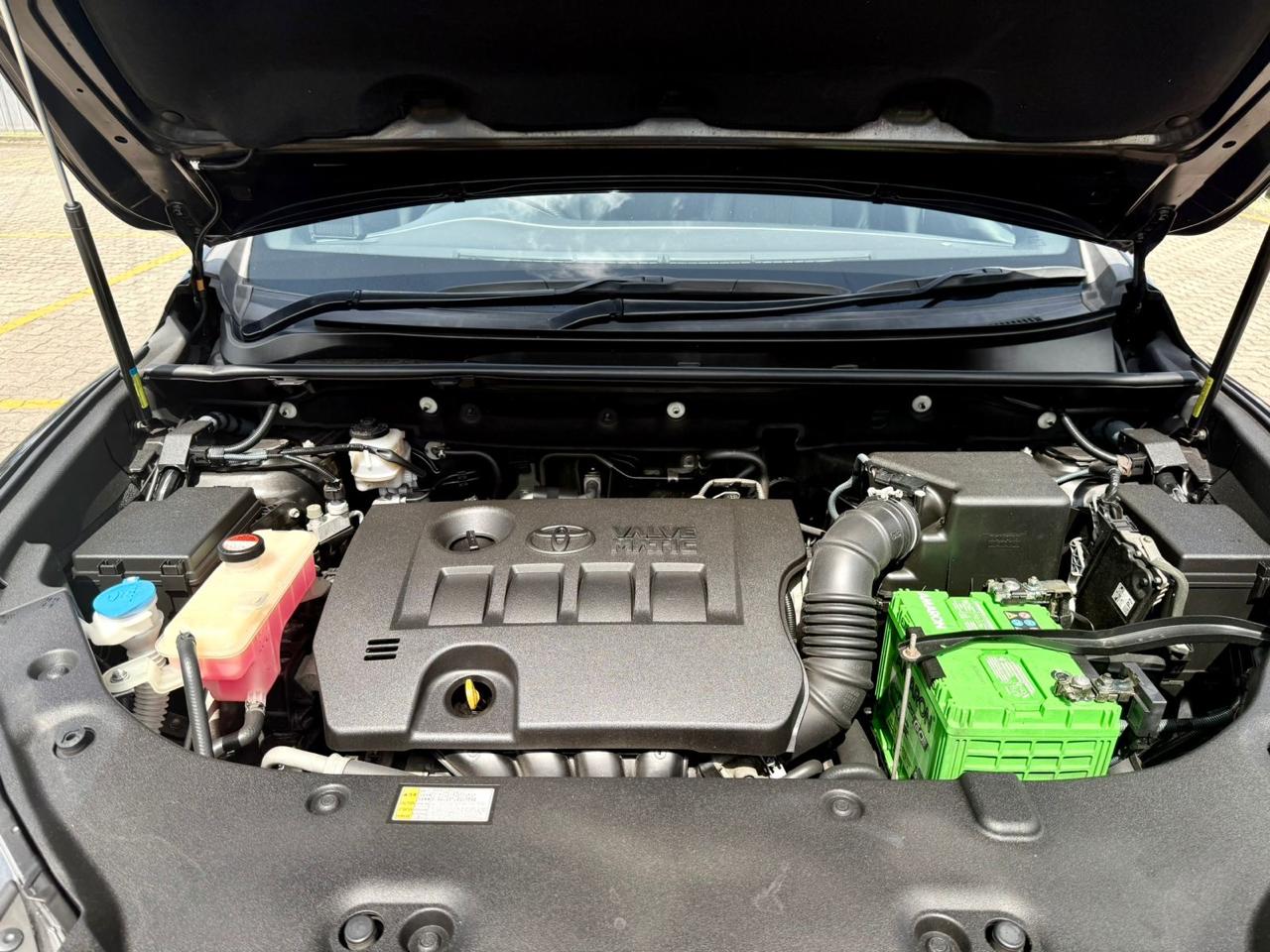 Toyota Harrier Elegance 2015