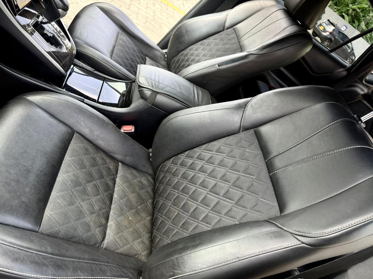 Toyota Harrier Elegance 2015