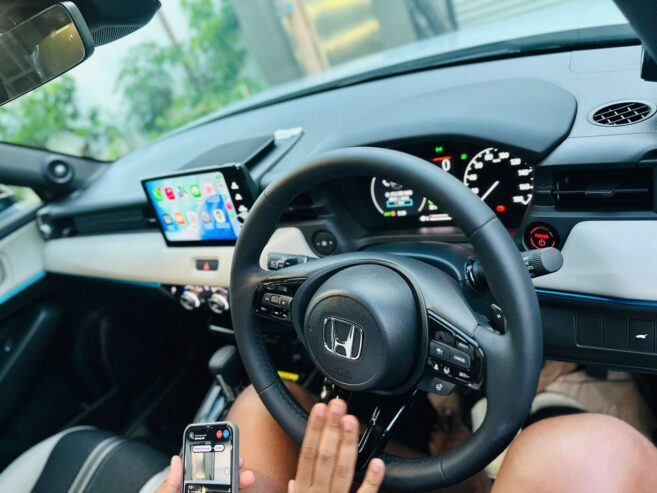 Honda Vezel Z Moon 2025