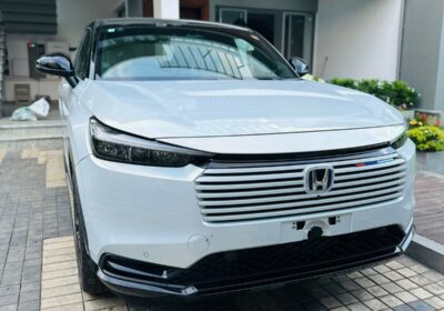Honda Vezel Z Moon 2025