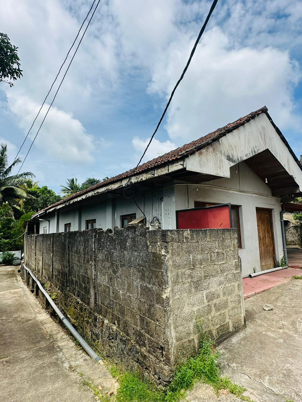 Prime Commercial Building for Sale Karapitiya, Galle