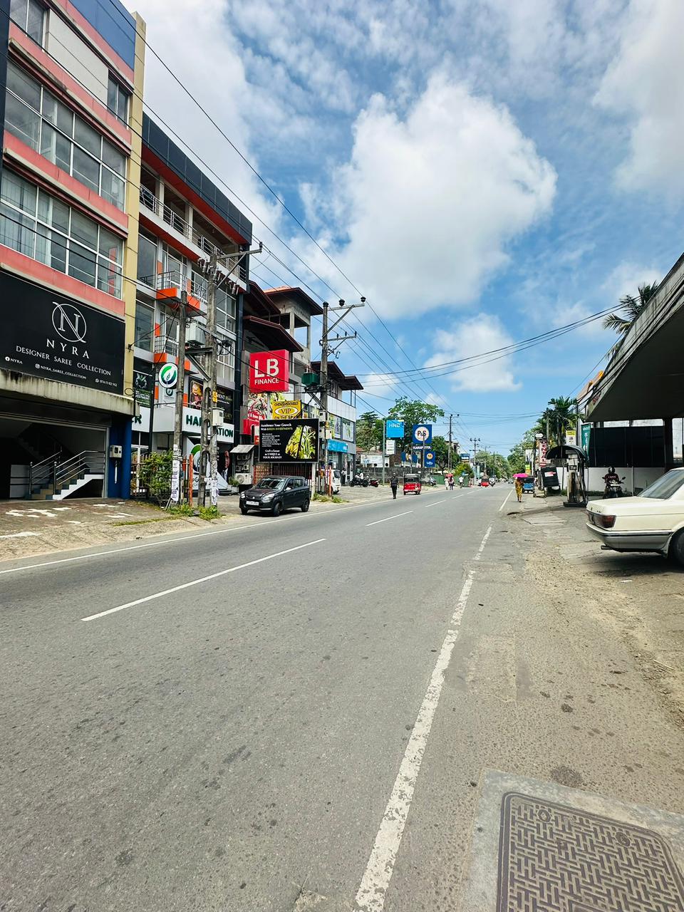 Prime Commercial Building for Sale Karapitiya, Galle