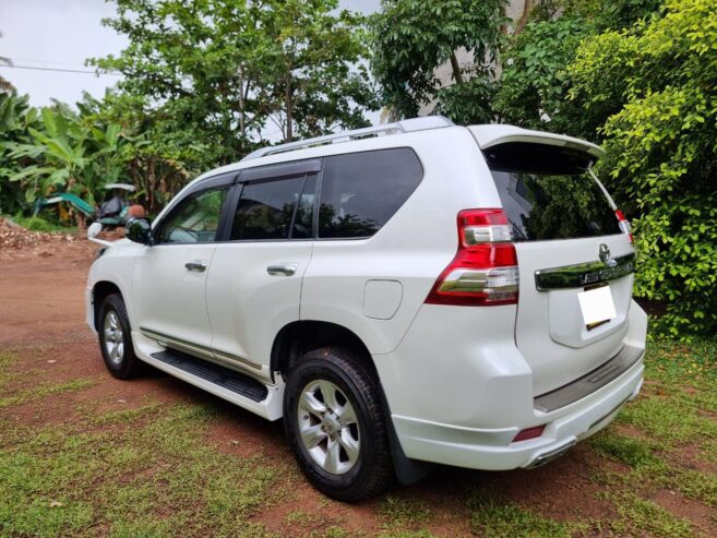 Toyota Land Cruiser Prado 150 TX 2012