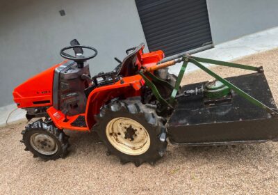 Glass cutter tractor
