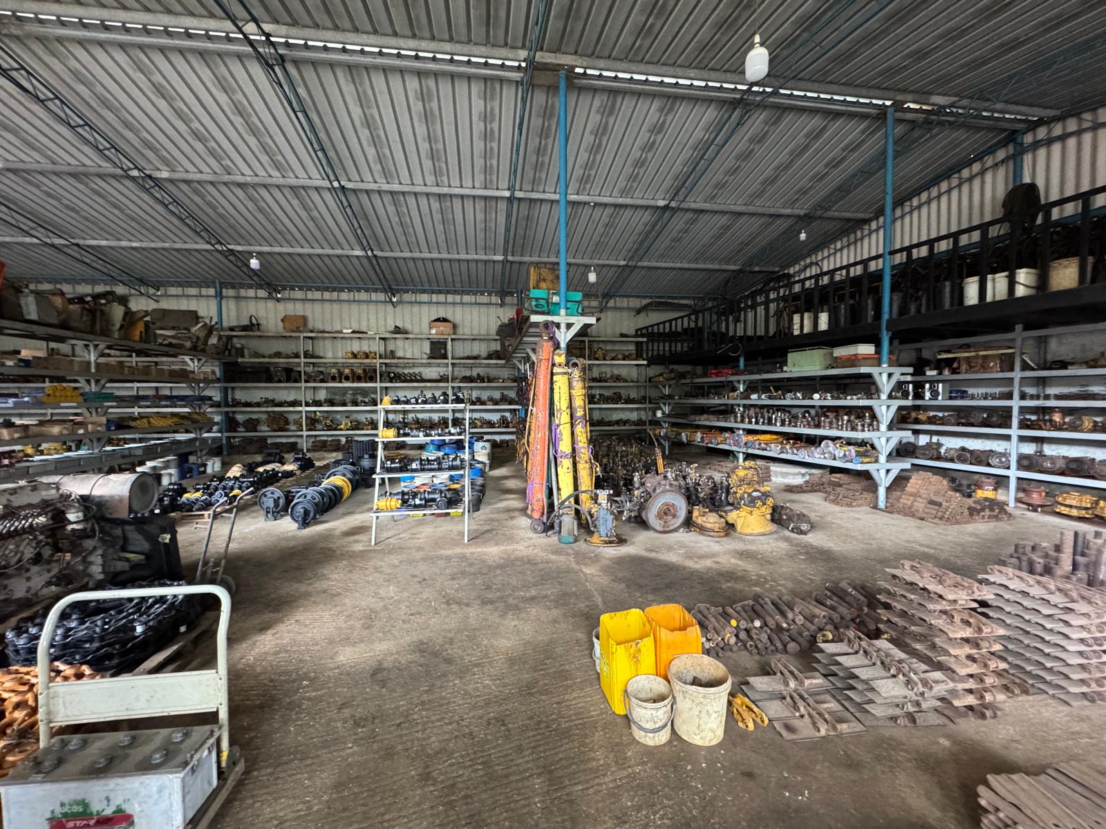 A 42.5-perch land located adjacent to a paddy field in Meepē