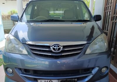 Toyota Avanza 2011