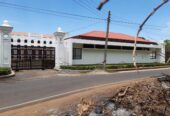 කතරගම දේවාසි හෝටලය ඉදිරිපිට ඉඩමක් විකිනීමට