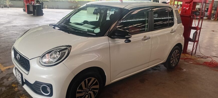 Toyota Passo 2016