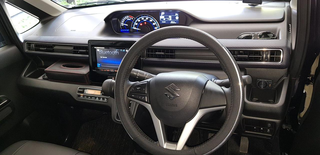 SUZUKI WAGON R PREMIUM 2018