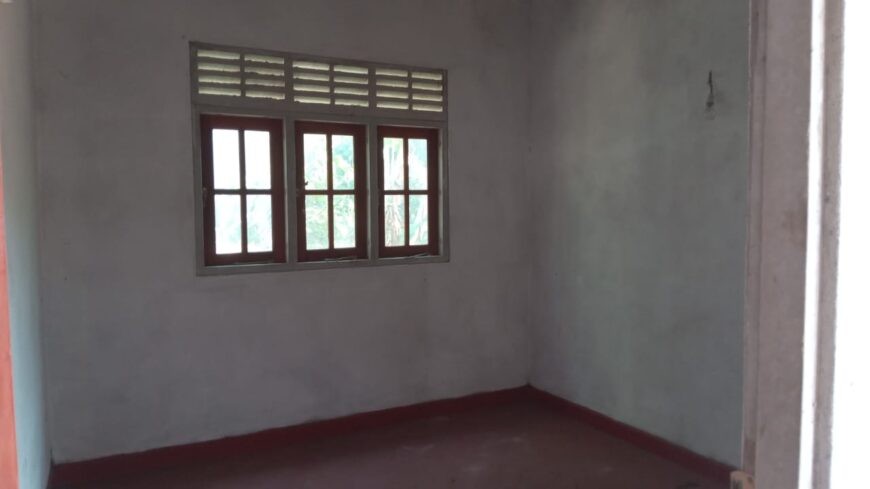 නිවස විකිනීමට මිනුවන්ගොඩ