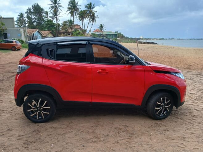 Mahindra KUV 100 2021