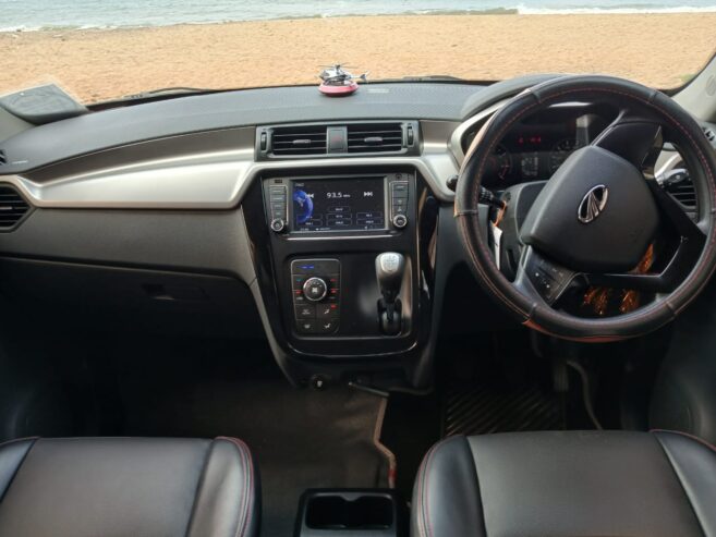 Mahindra KUV 100 2021