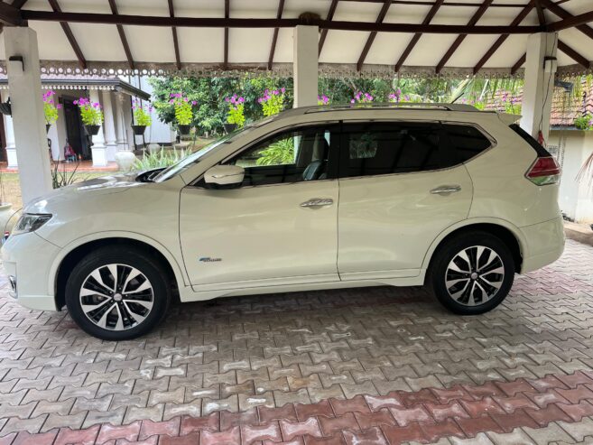 Nissan X-Trail 2015