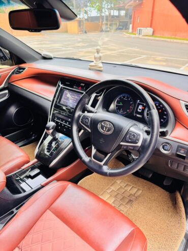 Toyota Harrier Premium 2017
