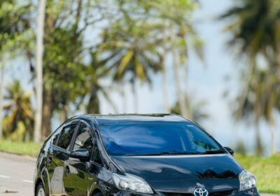 Toyota Prius S Touring 2011