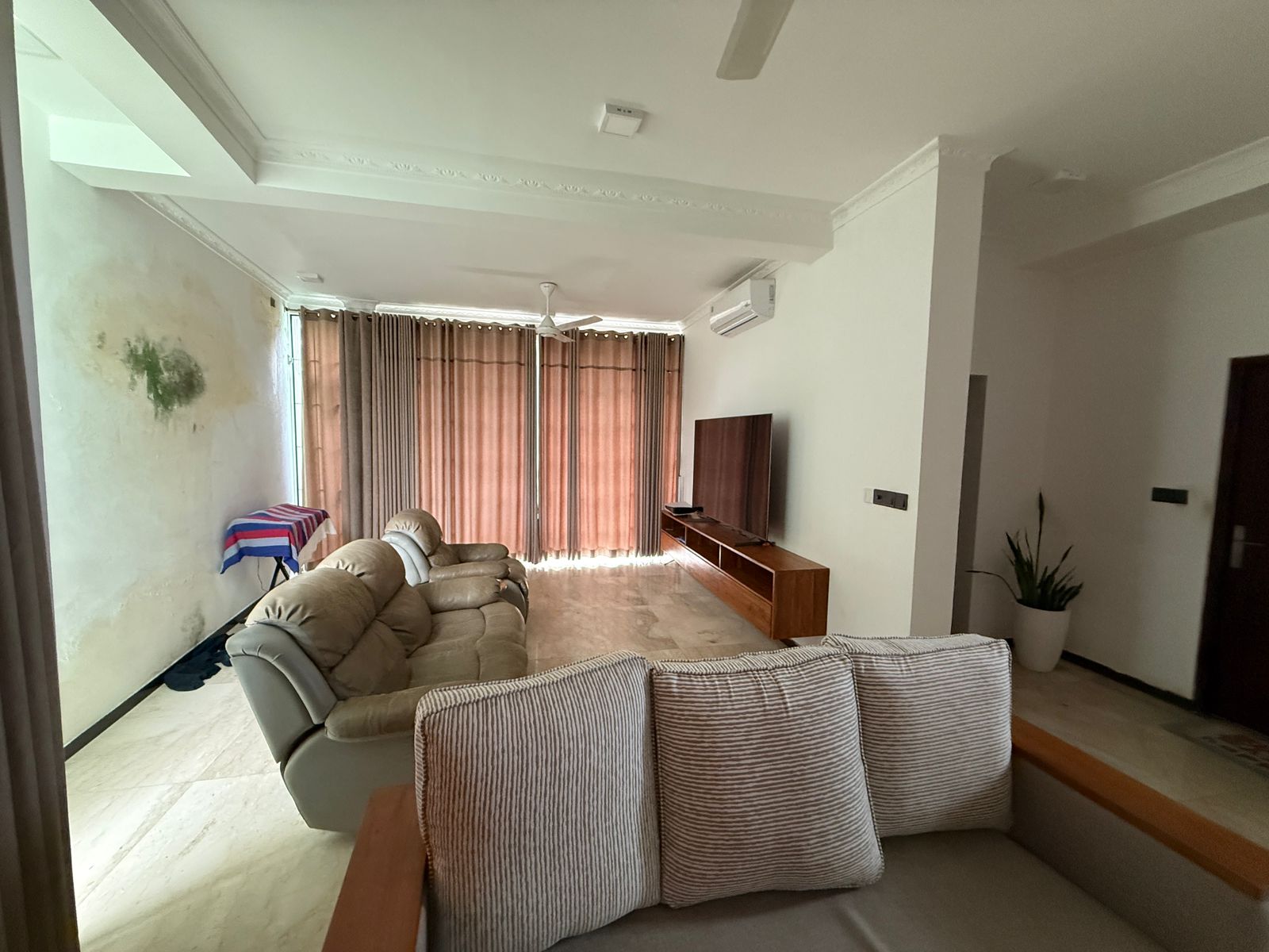 Morden House for sale at Boralesgamuwa (Abeyratne Mw)