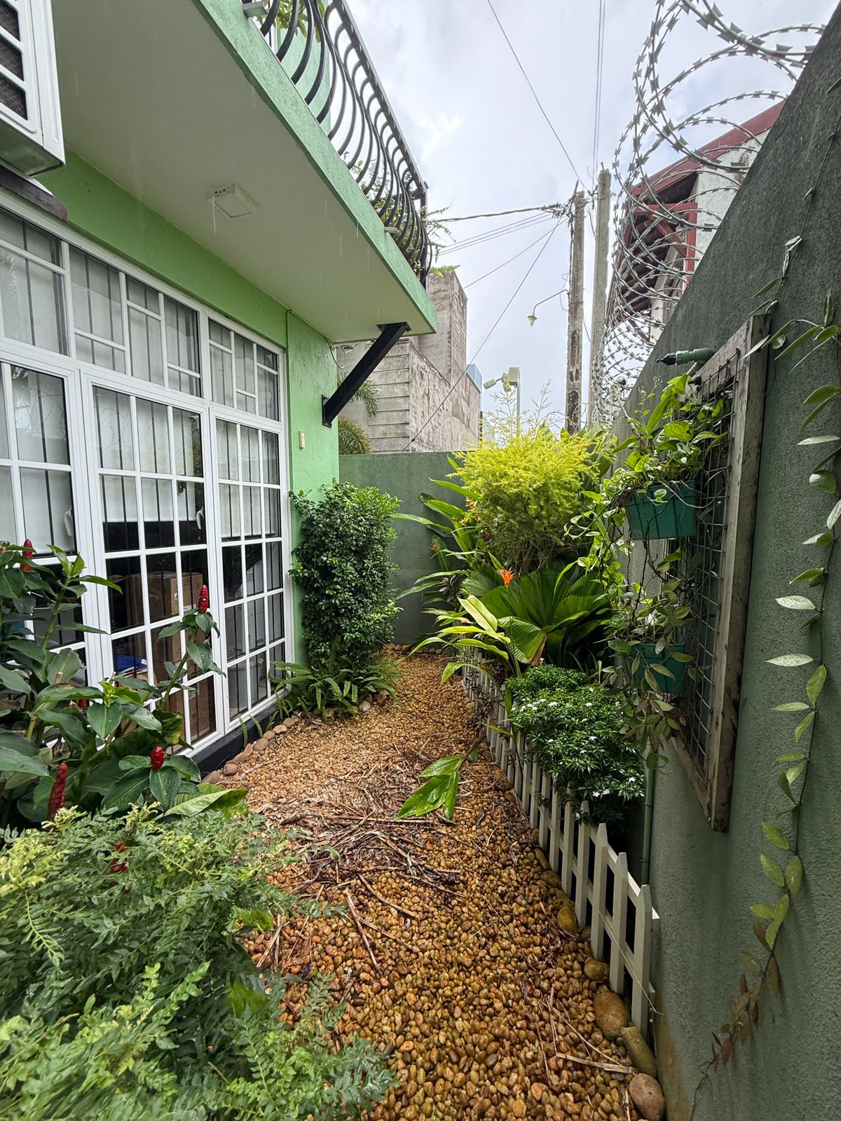 Morden House for sale at Boralesgamuwa (Abeyratne Mw)