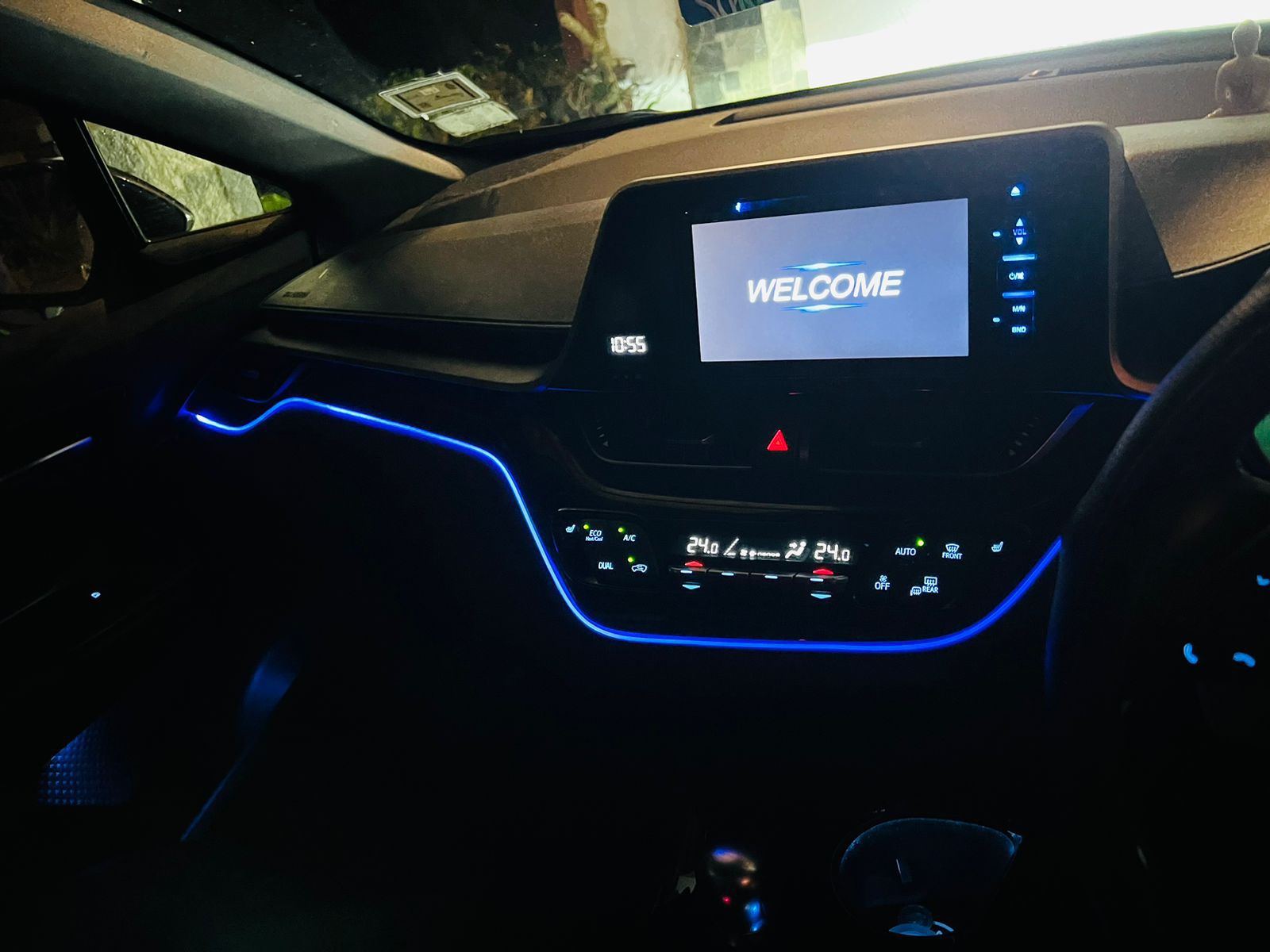 Toyota CHR NGX 10 2018