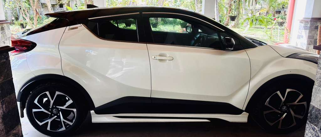 Toyota CHR NGX 10 2018