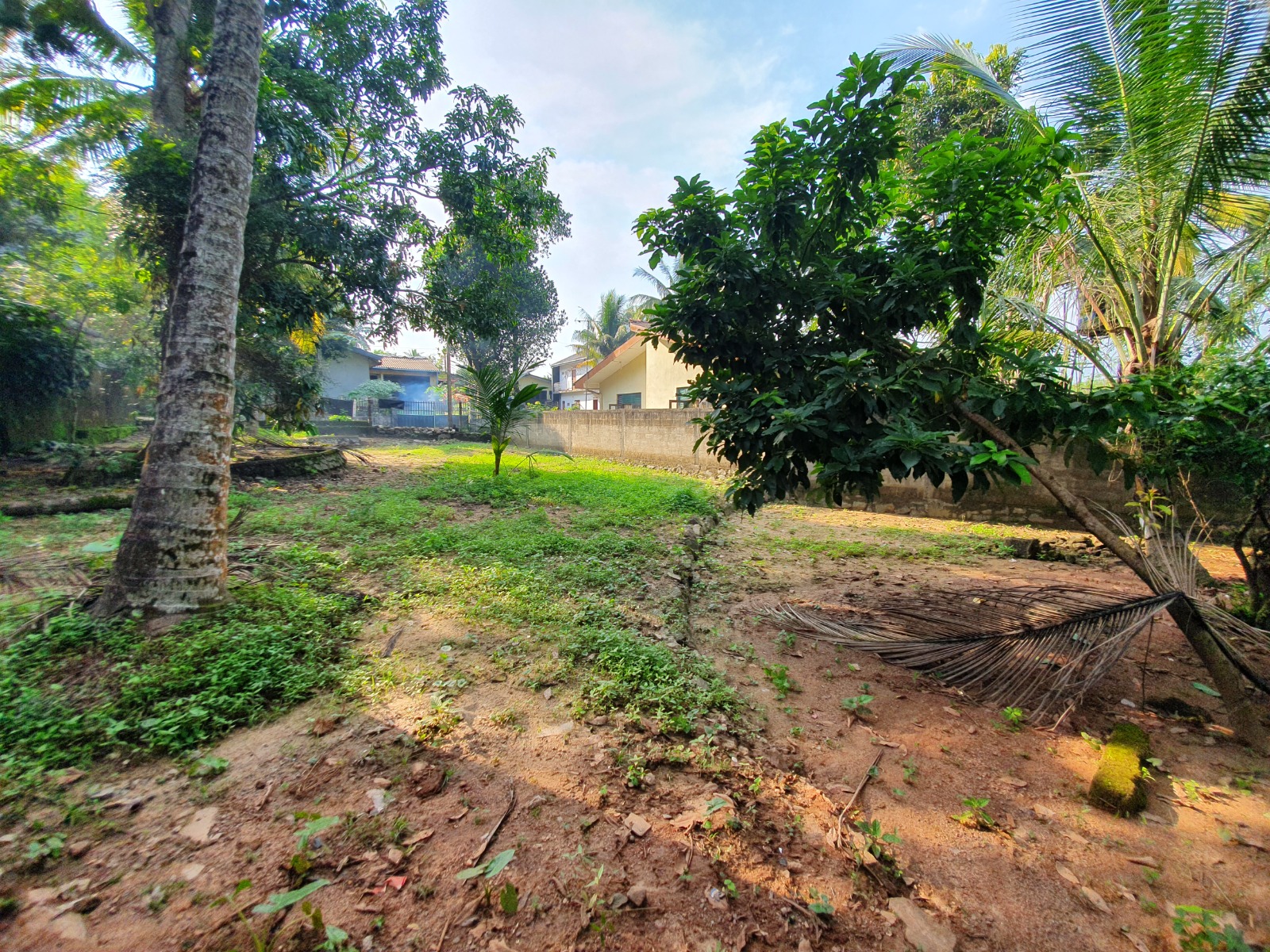 Land For Sale In Kahathuduwa