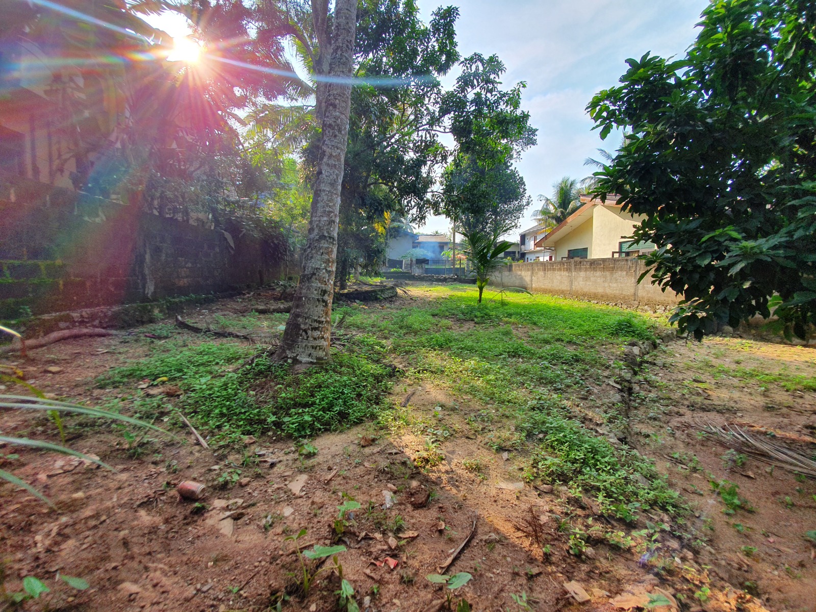 Land For Sale In Kahathuduwa