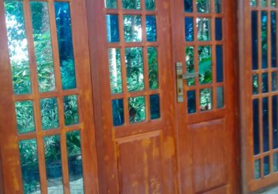 පදිංචියට සුදුසු නිවස සමඟ ඉඩම විකිණීමට Gampola