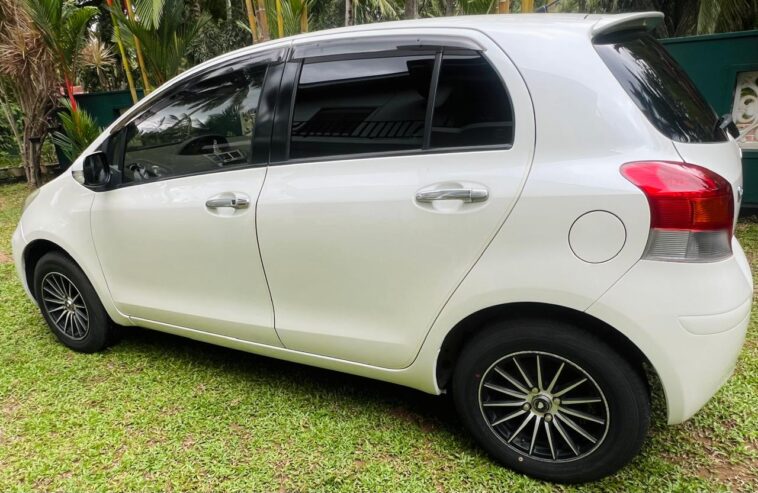 Toyota Vitz SCP 90 2008