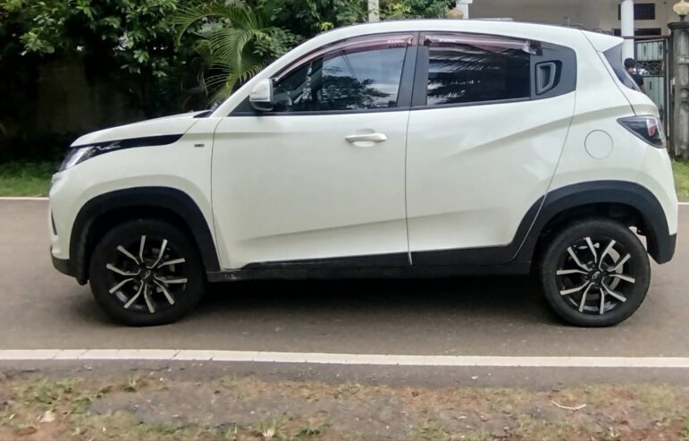 Mahindra KUV 100 2021