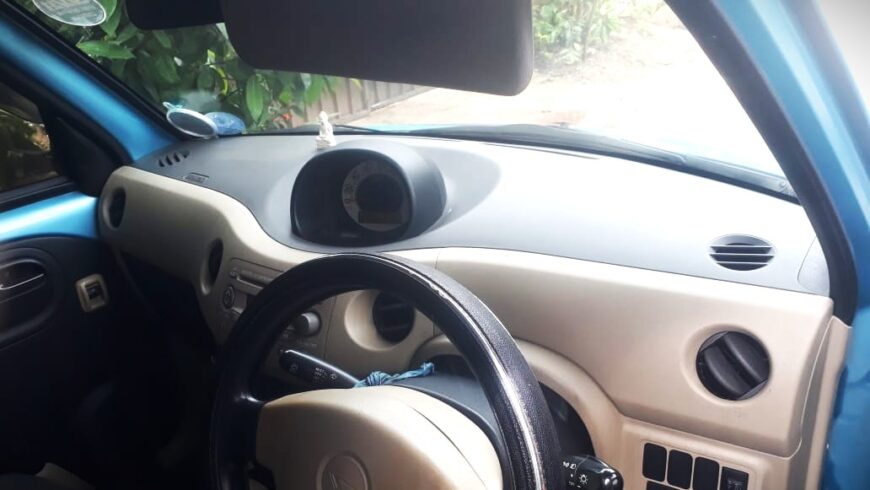 Daihatsu Esse 2009