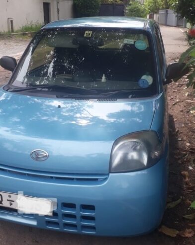 Daihatsu Esse 2009
