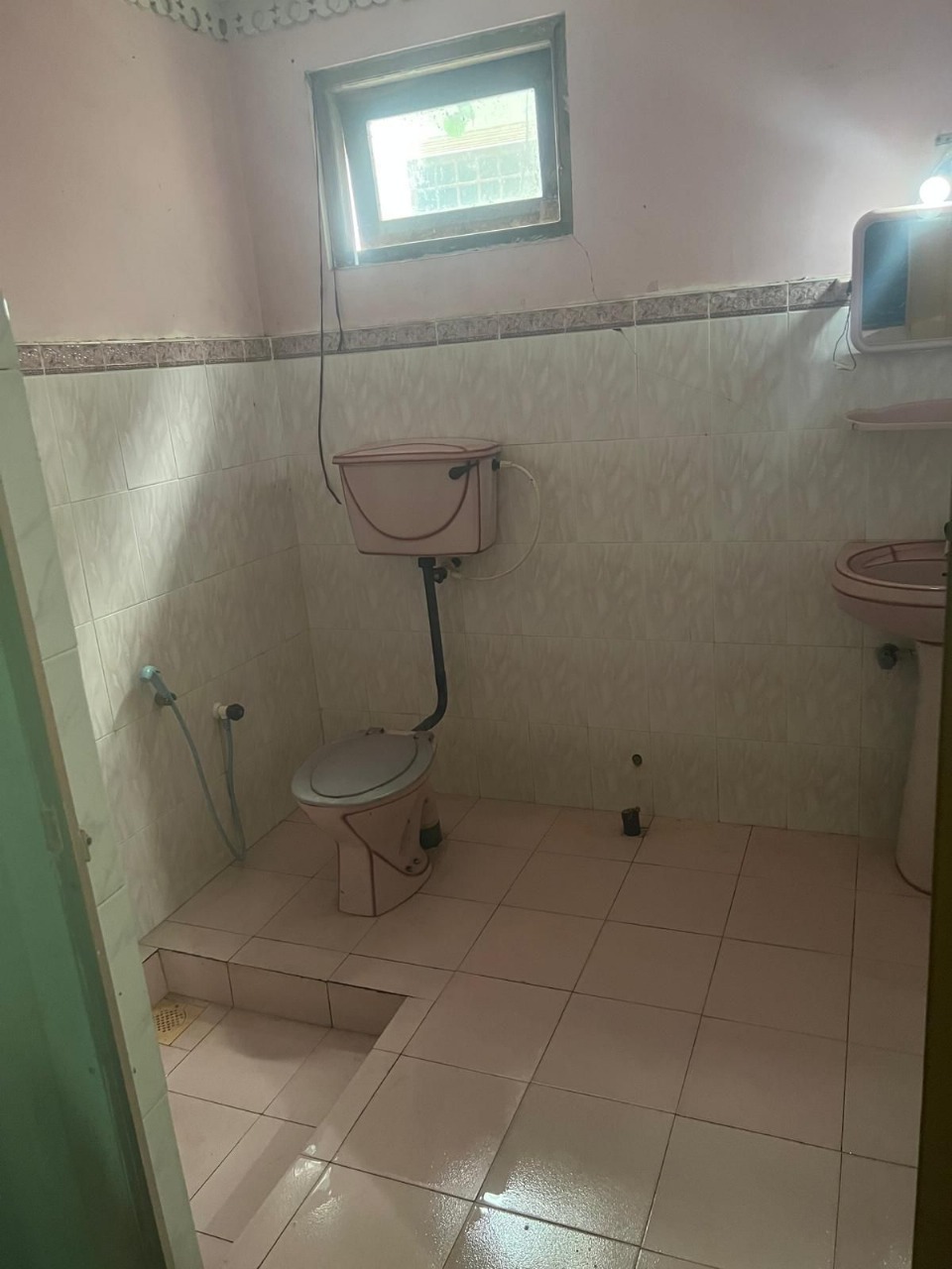 House for sale in Madampella