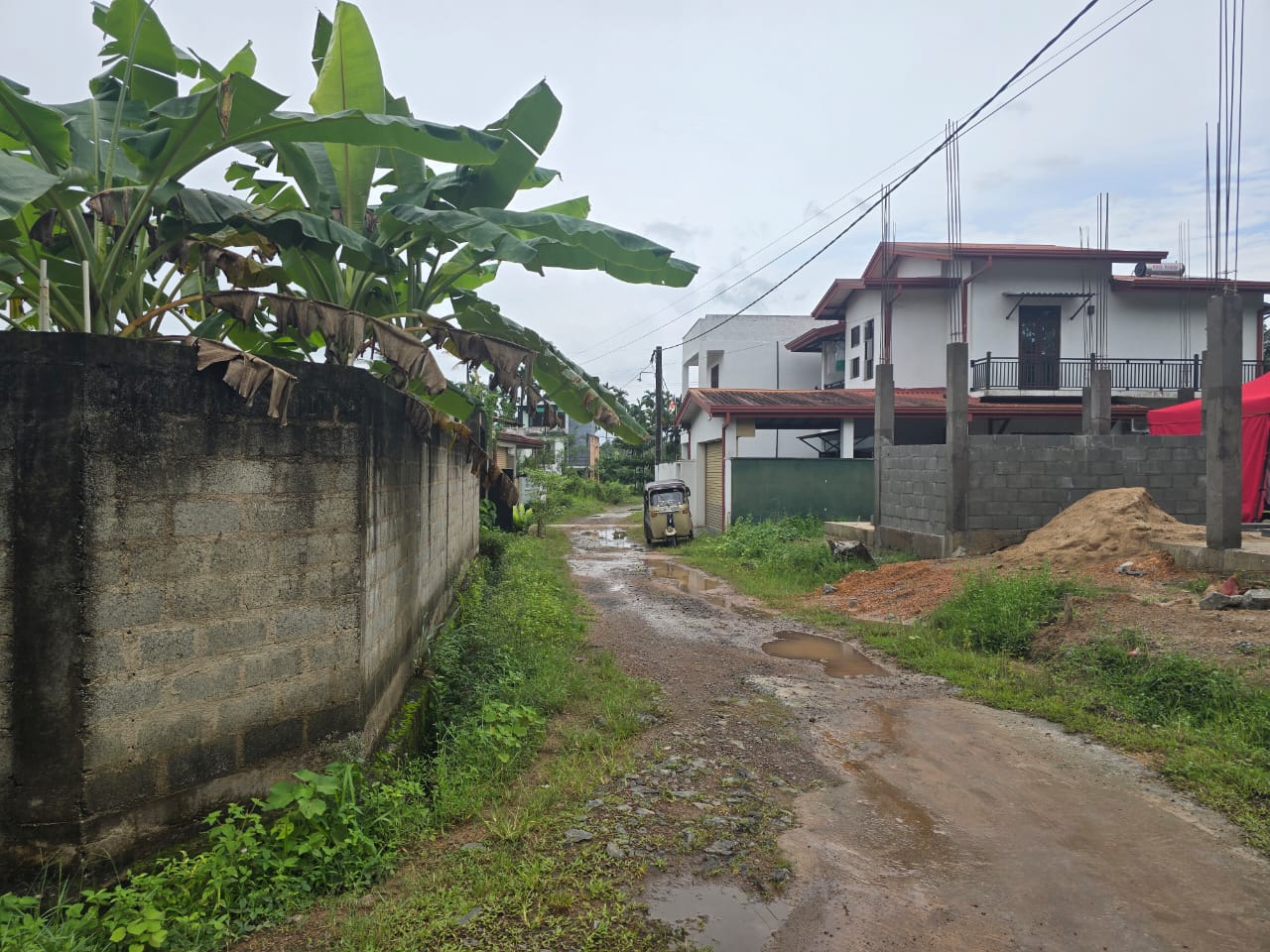 කඩවත පර්චස් 12.7ක වටිනා ඉඩමක් විකිණීමට