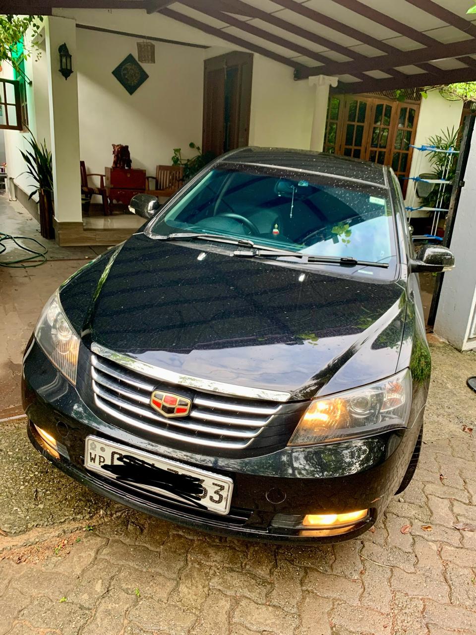 Micro Emgrand Tiptronic 2015