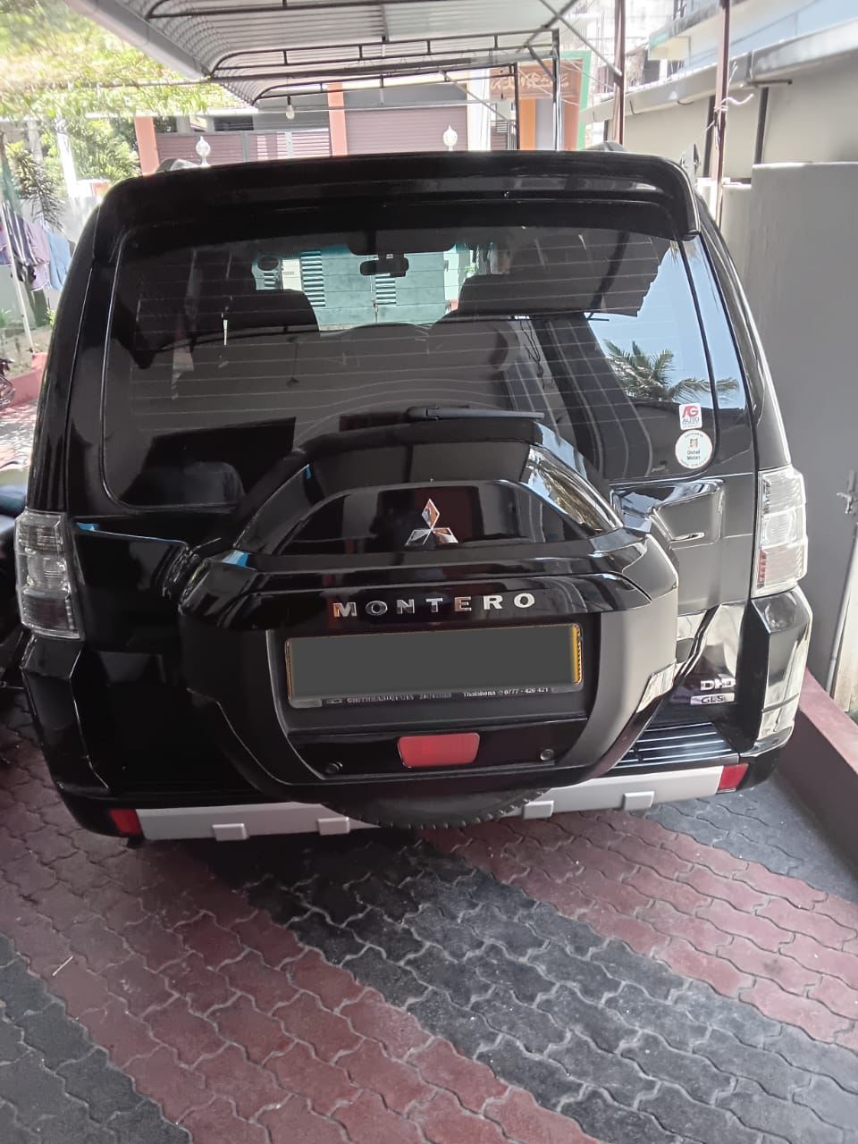 Mitsubishi Montero 2013