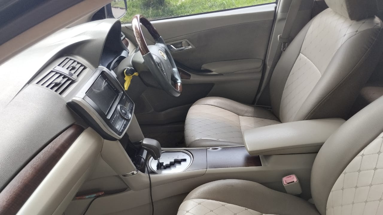 Toyota Premio G Superior 2010