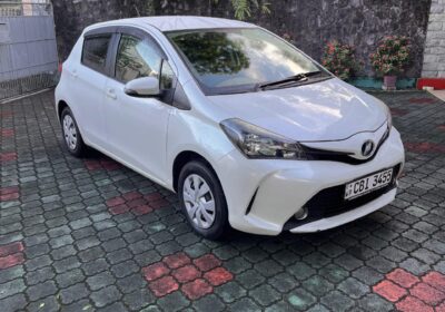 Toyota Vitz 2016