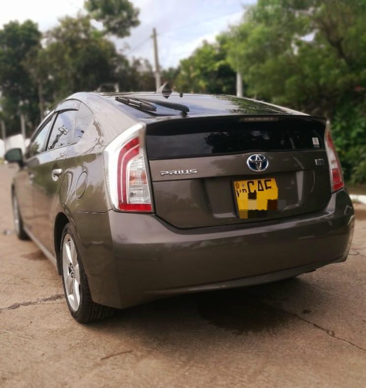 Toyota Prius S 2013