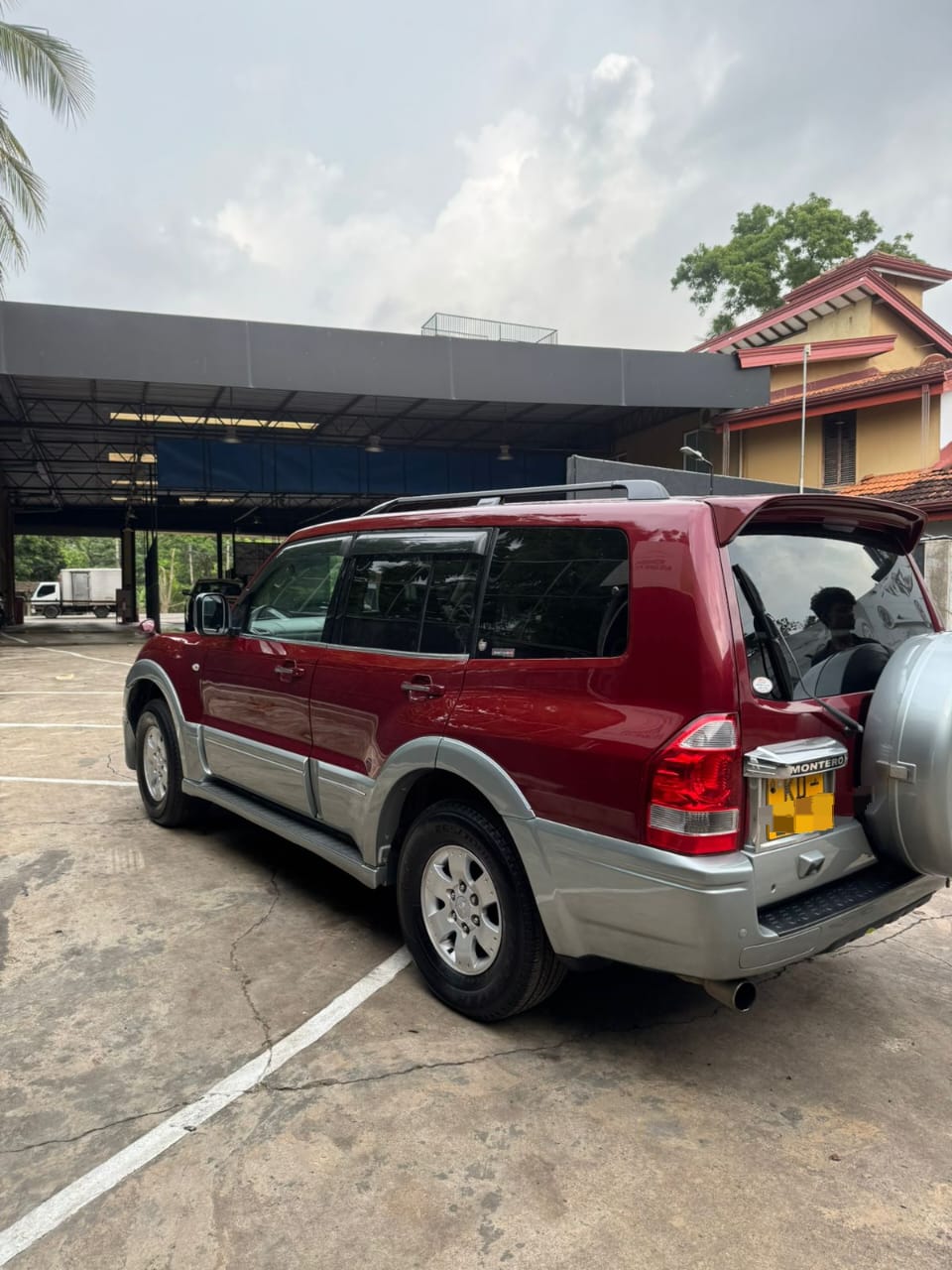 Mitsubishi Montero Pajero Jeep 2002