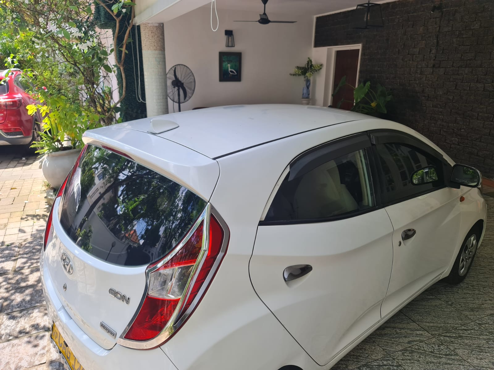 Hyundai Eon Magna 2015