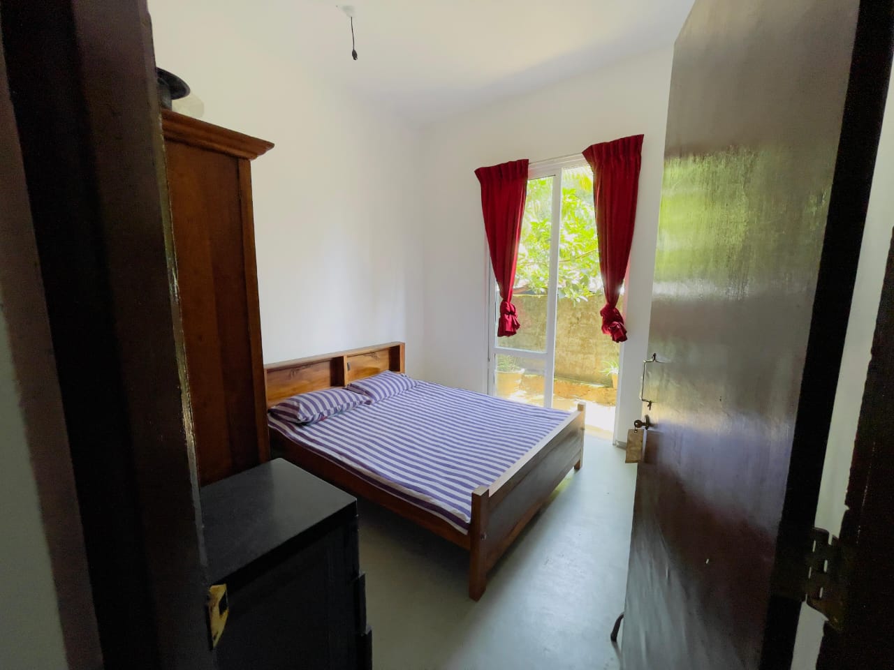 ඉදිකරමින් පවතින නිවසක් විකිණිමට – හොරණ