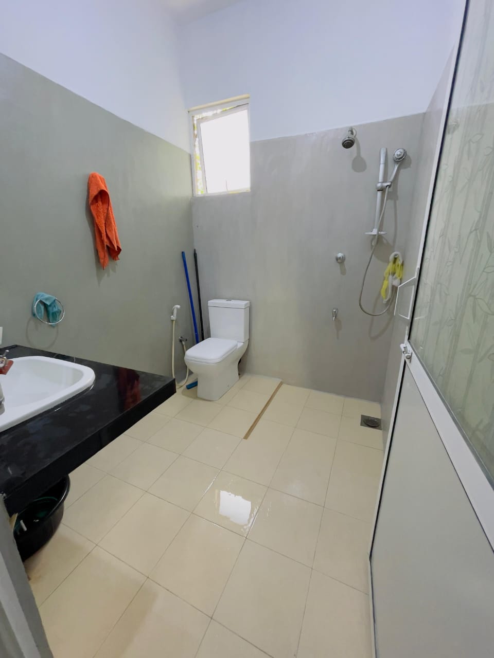 ඉදිකරමින් පවතින නිවසක් විකිණිමට – හොරණ