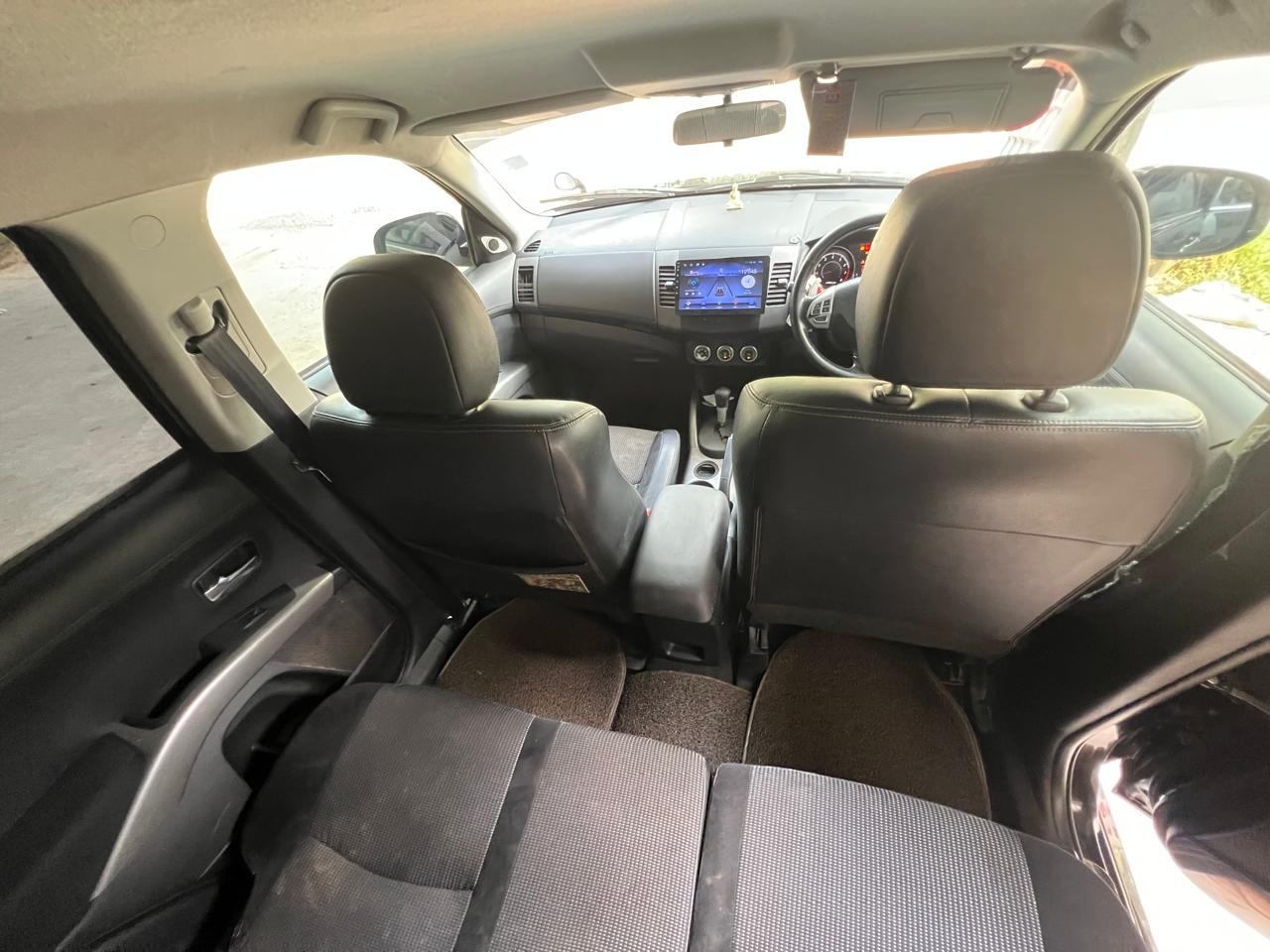 Mitsubishi Outlander 2010