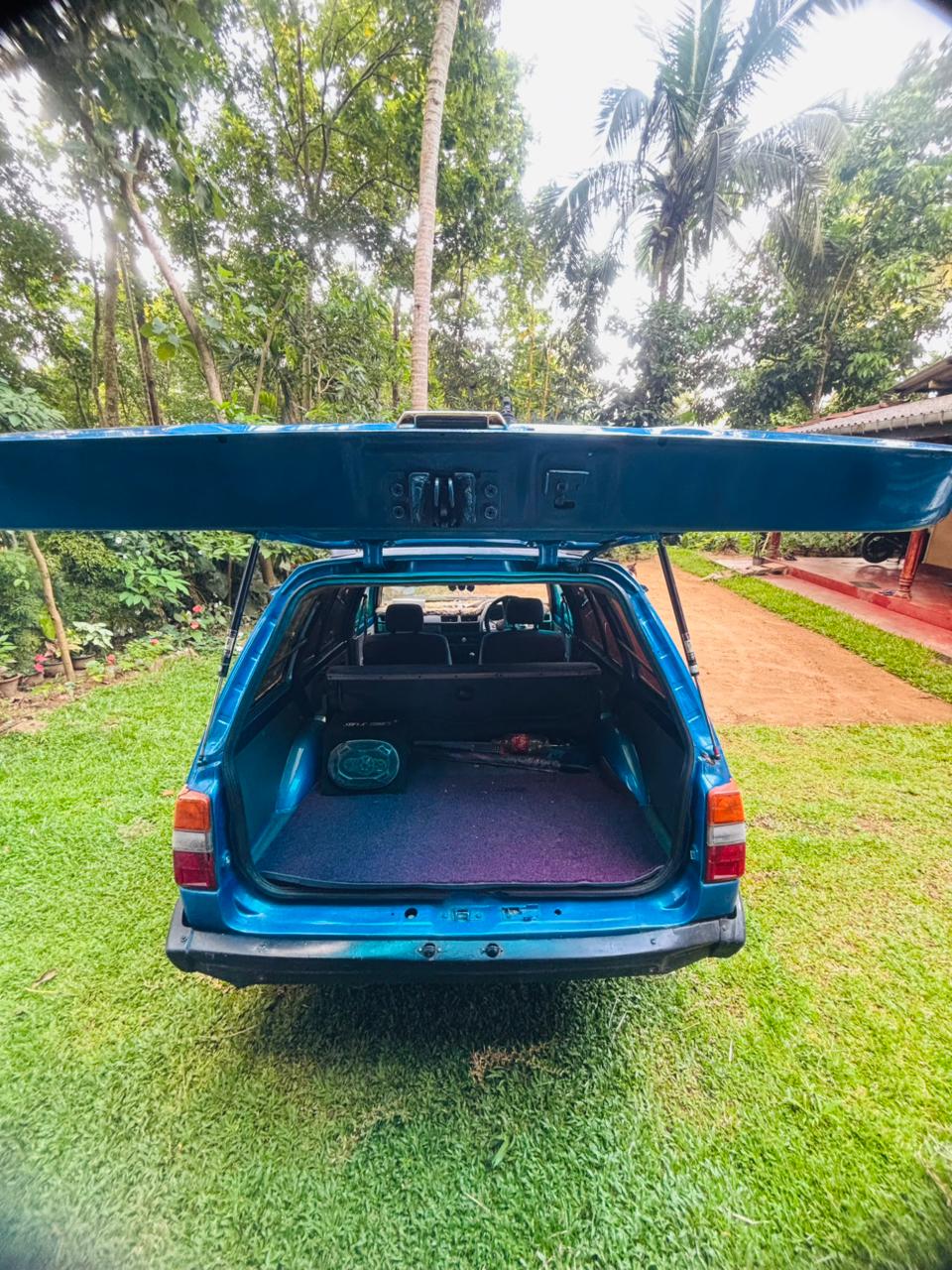 Nissan AD Wagon B11 1984