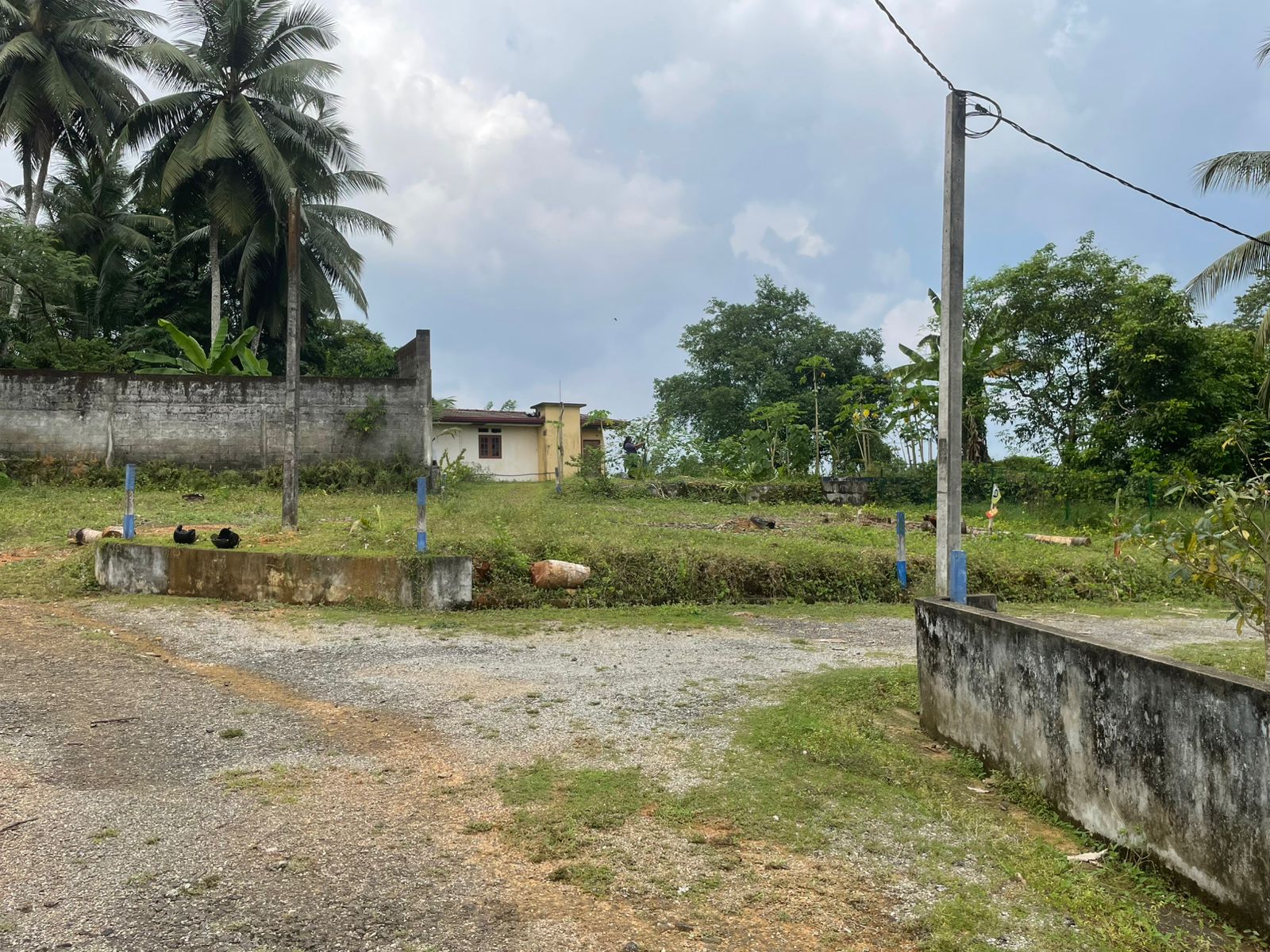 Land for Sale in Watareka 7.7 Perches Near High-Level Road