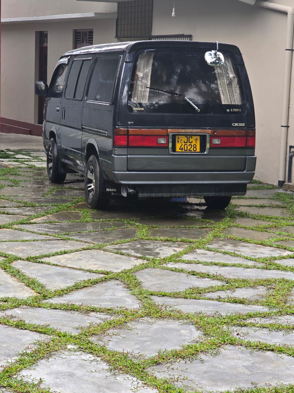 Nissan Caravan 1997