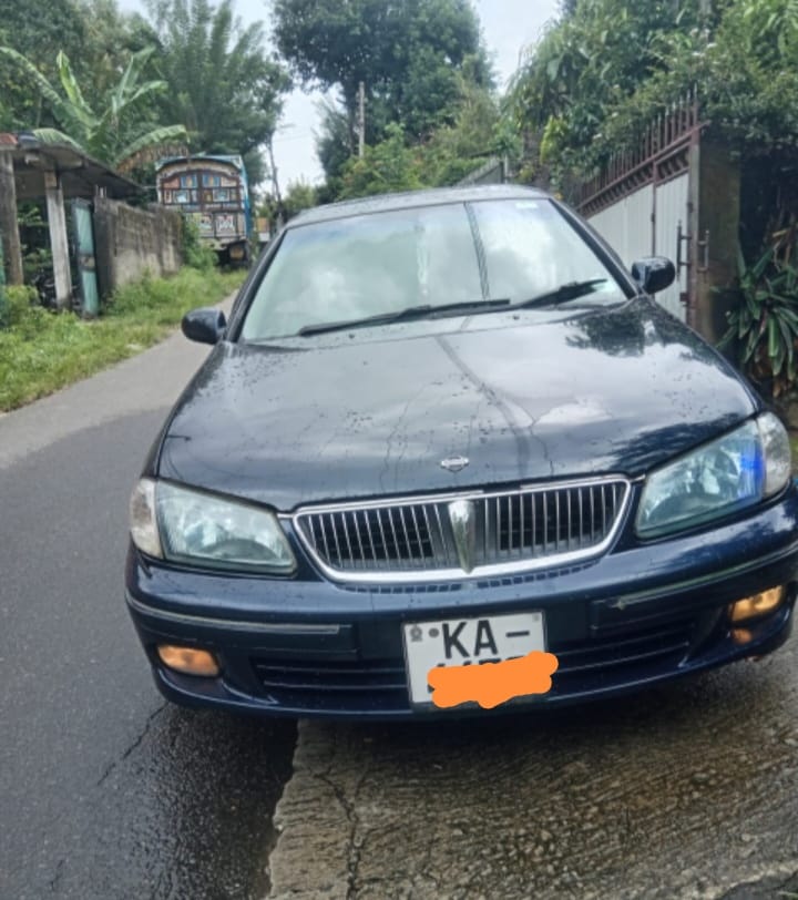 Nissan Sunny 2001