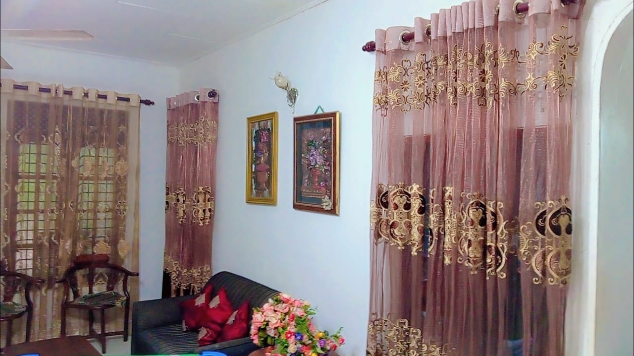 Houses for Sale – Makola