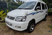 Toyota Noah 2002