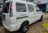 Toyota Noah 2002