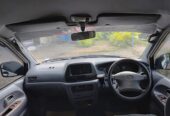 Toyota Noah 2002